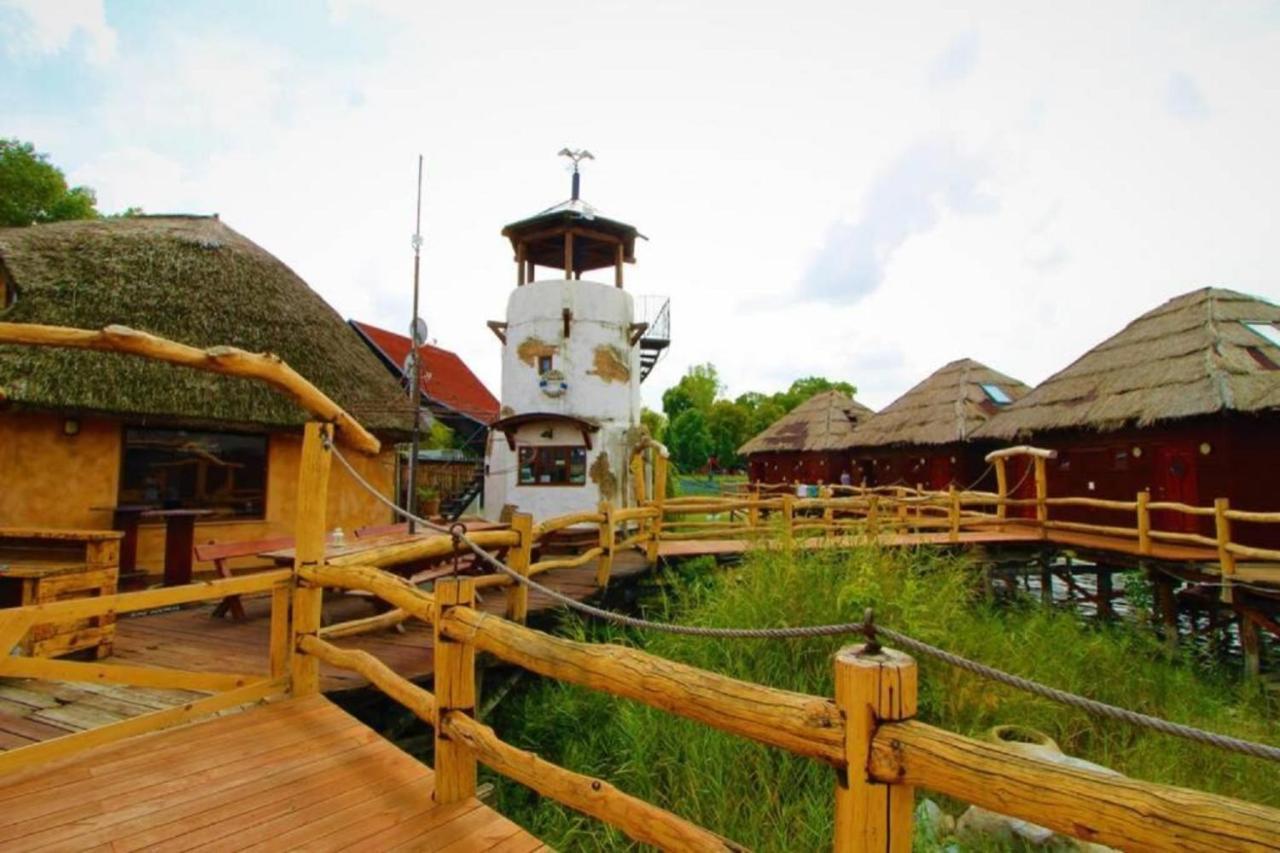 Overwater Cottage - Slovak Tahiti, Senec Zewnętrze zdjęcie